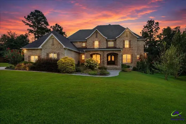 223 Yale Circle, Bonaire, GA 31005
