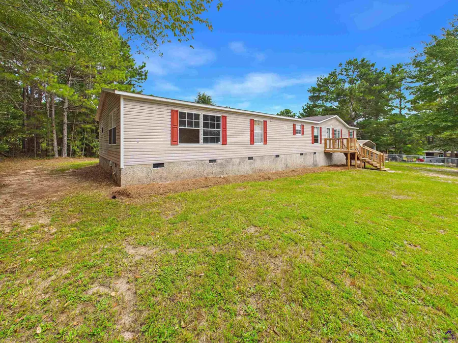 172 Edgewater Court, Byron, GA 31008 - #2