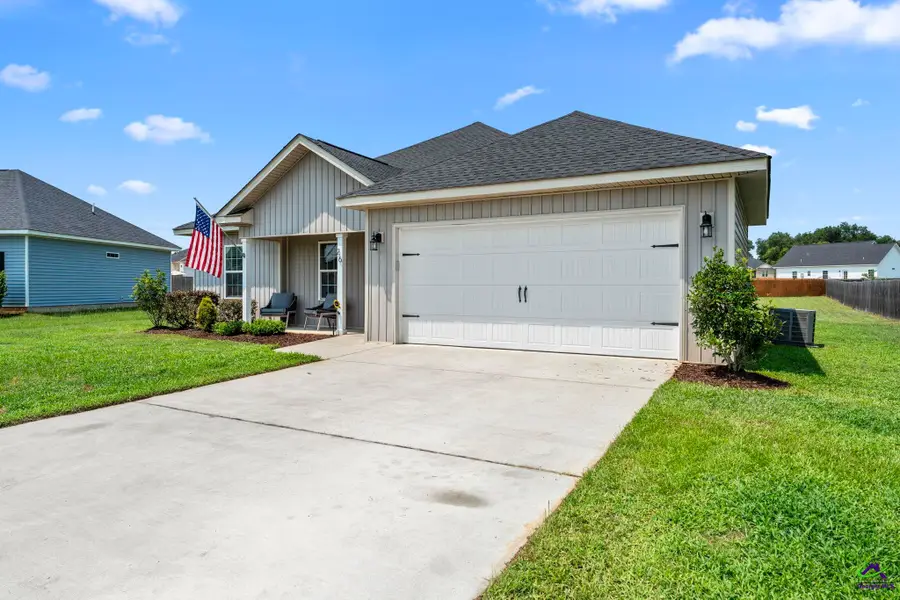 26 Cole Drive, Hawkinsville, GA 31036 - #2