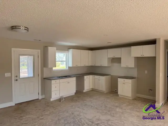 121 Hampton Street, Fort Valley, GA 31030 - #2