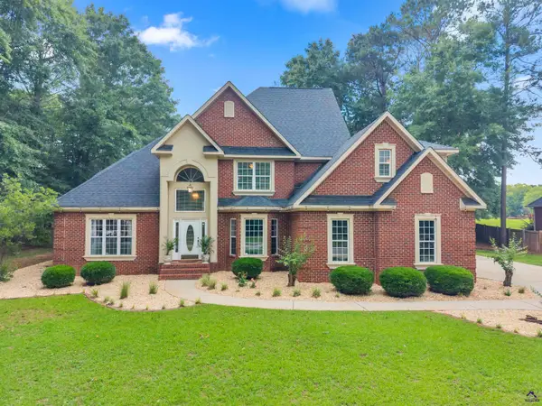 103 Dove Stone Court, Bonaire, GA 31005