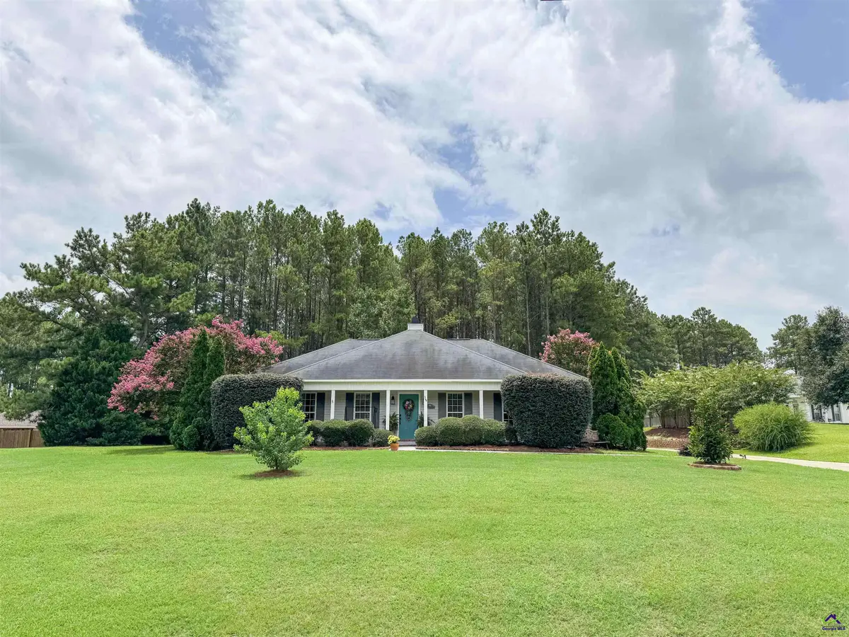 38 Ridgeway Dr, Fort Valley, GA 31030 - #1