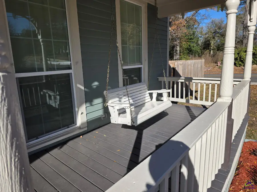692 Center Street, Macon, GA 31217 - #3