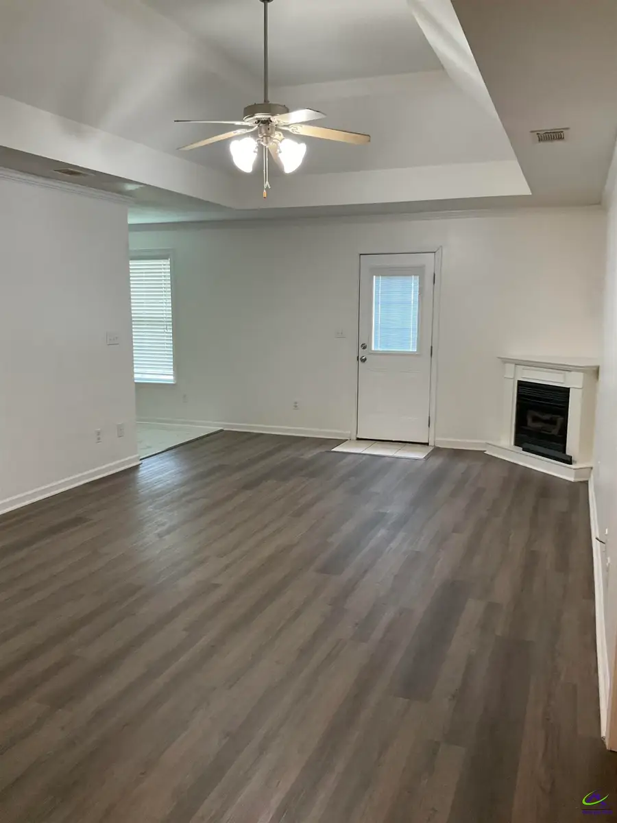 305 Manchester Lane, Byron, GA 31008 - #2