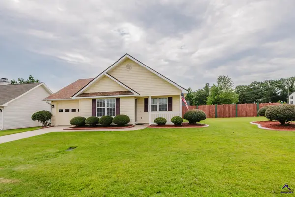 605 Deerfield Circle, Warner Robins, GA 31088