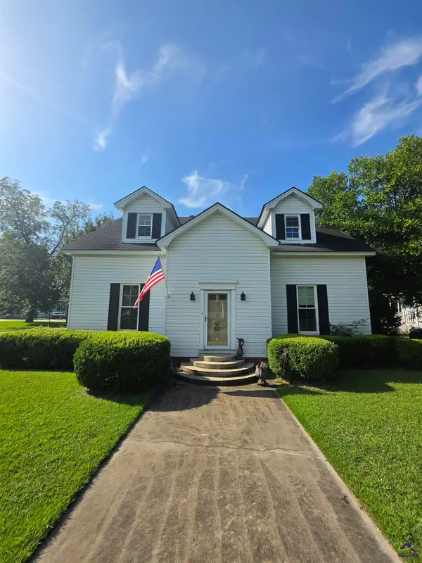 51 Merritt Street, Hawkinsville, GA 31036