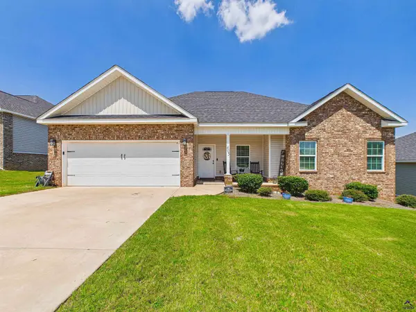 405 Ledford Way, Bonaire, GA 31005