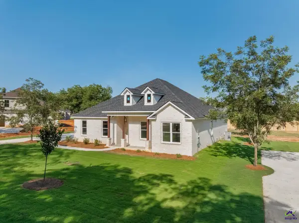 6 Pleasant Oaks Drive, Perry, GA 31069
