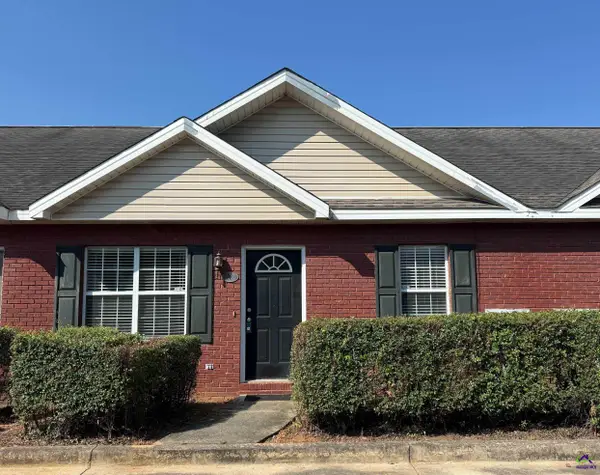 222 Katelyn Circle, Warner Robins, GA 31088