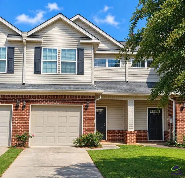 104 Cottage Circle, Byron, GA 31008