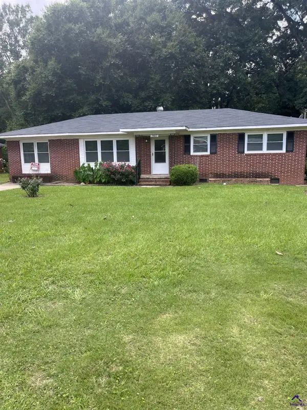 1507 Knoxville Street, Fort Valley, GA 31030