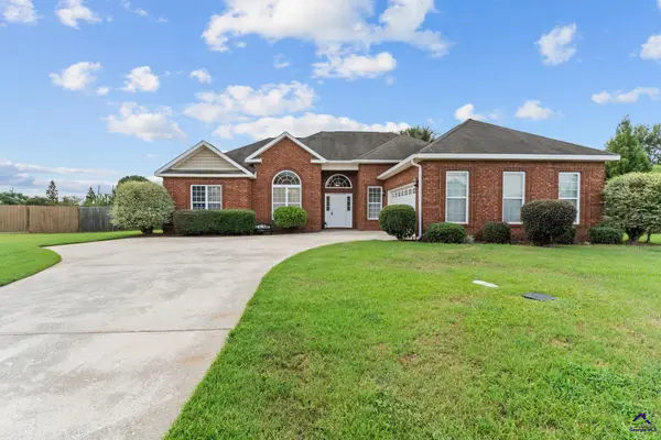 223 Loudon Hill Drive, Warner Robins, GA 31088
