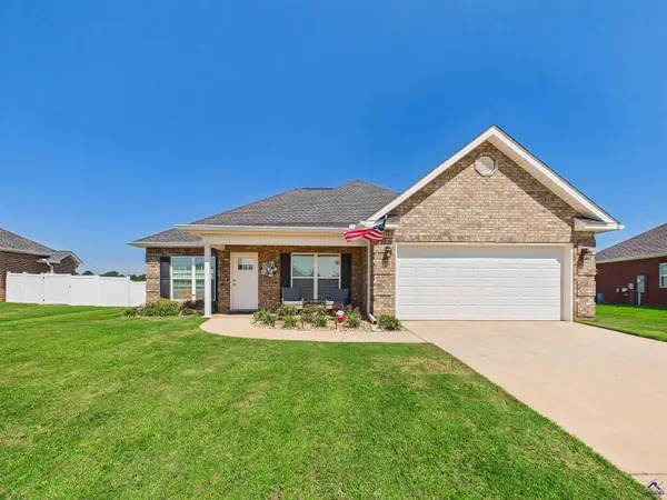 425 Lamplight Drive, Byron, GA 31008