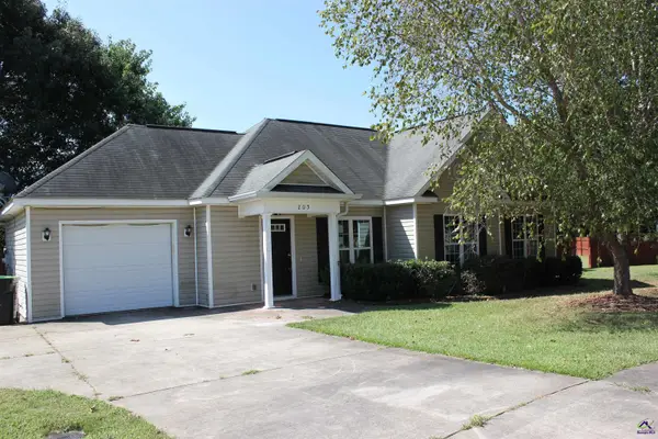 205 Gayla Ct, Warner Robins, GA 31088
