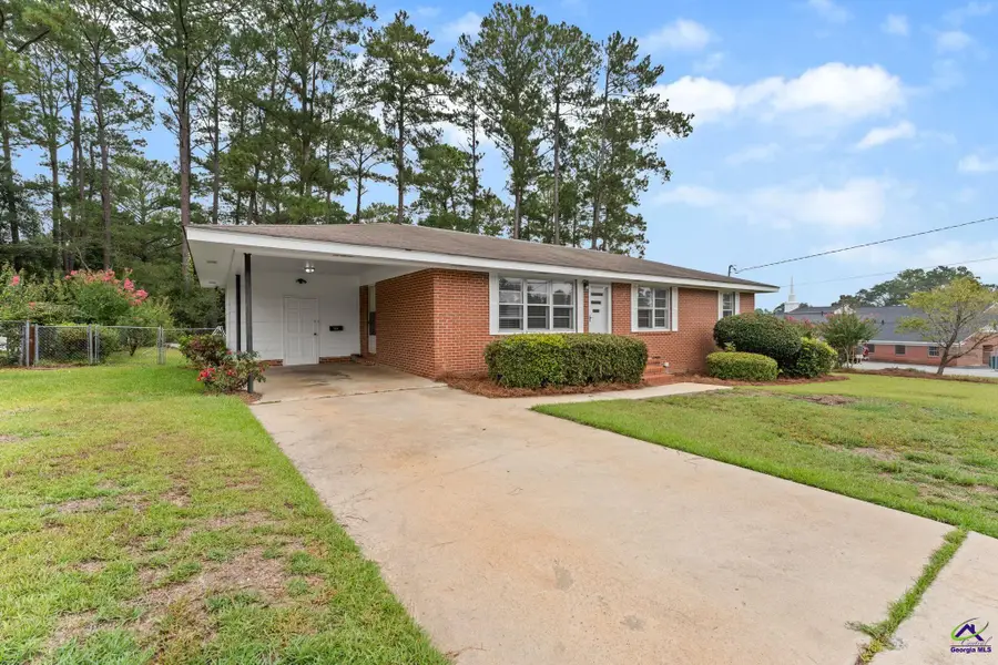 116 Watson Street, Hawkinsville, GA 31036 - #2
