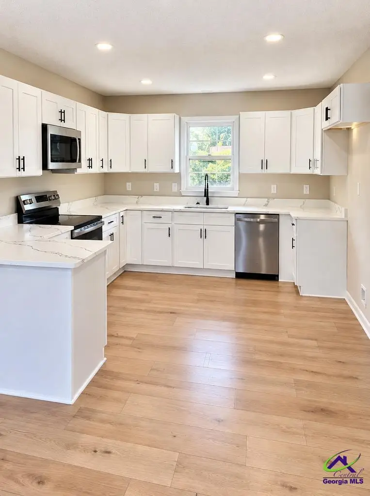416 Hedlund Drive, Warner Robins, GA 31088 - #2