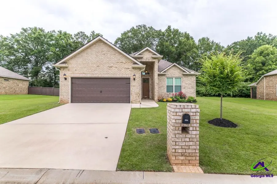 504 Clifton Road, Perry, GA 31069 - #2