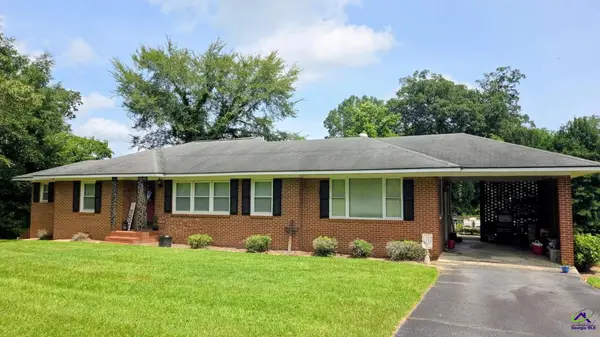 18 Mansfield Drive, Hawkinsville, GA 31036