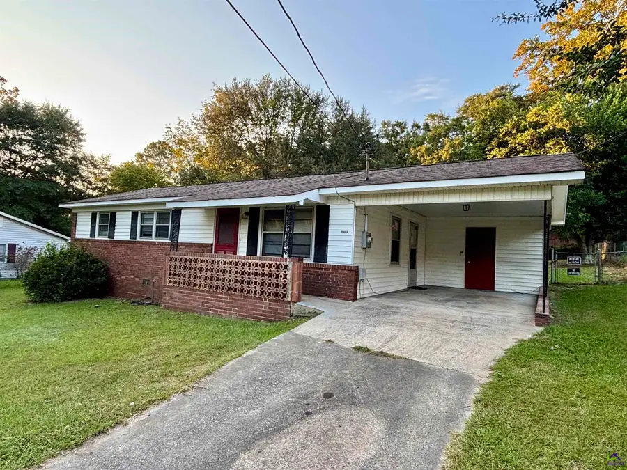 205 Choctaw Street, Warner Robins, GA 31088 - #2