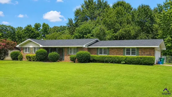 142 Carter Woods Drive, Warner Robins, GA 31088