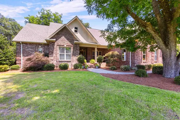 104 River Rock Court, Perry, GA 31069