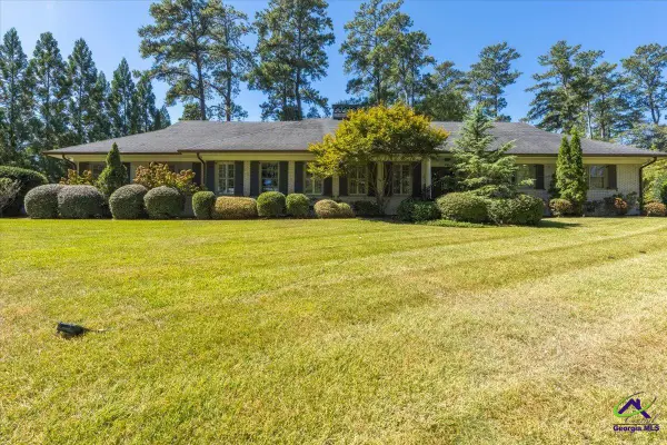 377 S Old Club Road, Macon, GA 31210