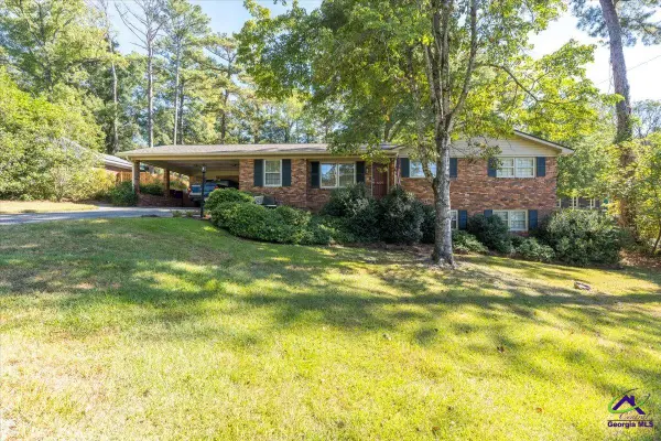 1227 Newport  Place, Macon, GA 31210