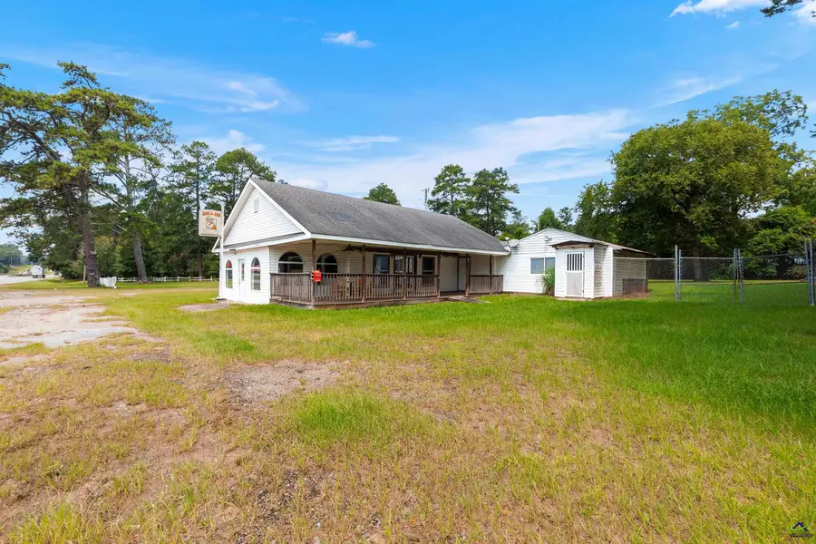 2805 Peach Parkway, Fort Valley, GA 31030 - #3