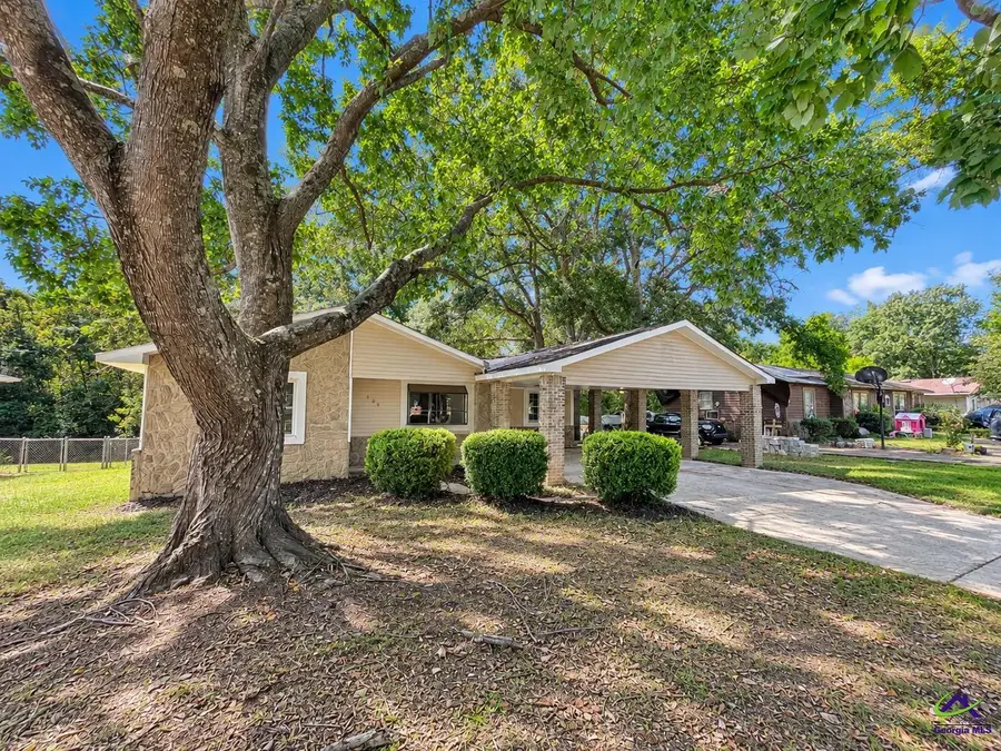 209 Scarborough Road, Centerville, GA 31028 - #2