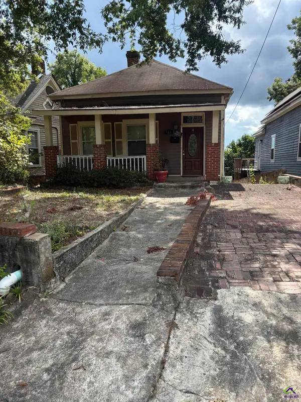 986 Maple Street, Macon, GA 31201