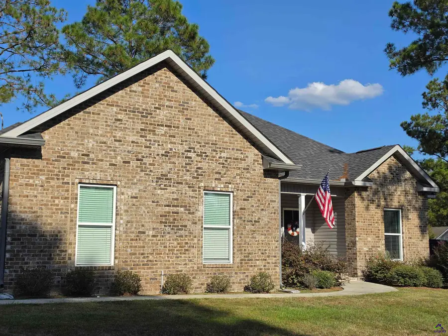 24 Boxwood Street, Hawkinsville, GA 31036 - #3