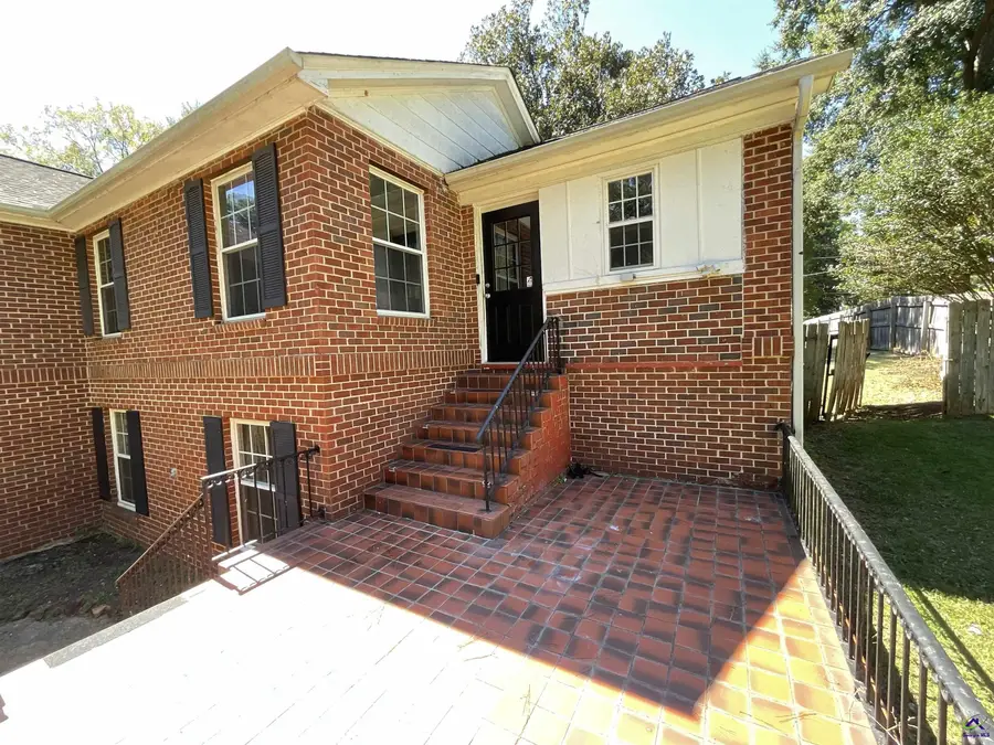 430 W Buford Road, Macon, GA 31204 - #2