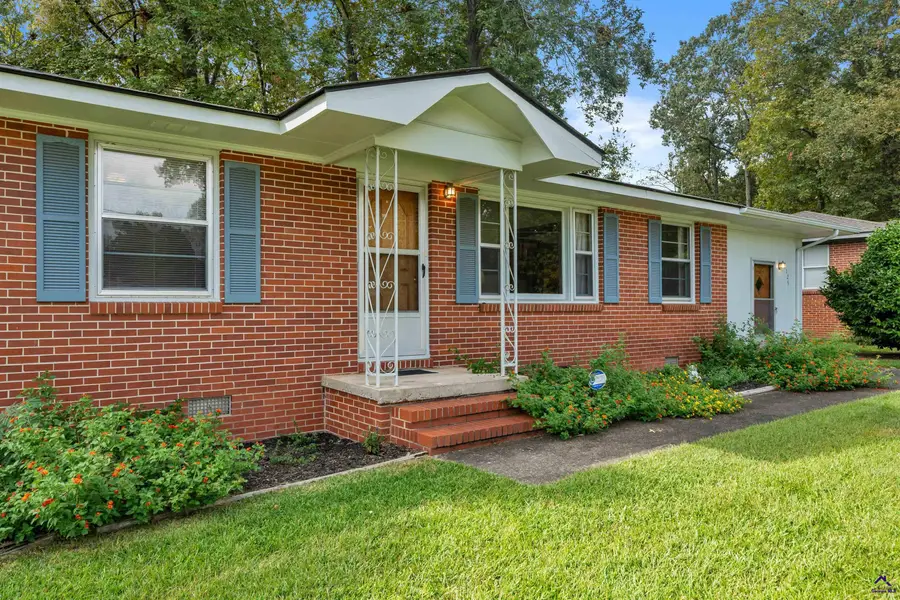 129 Lincoln Street, Warner Robins, GA 31088 - #3