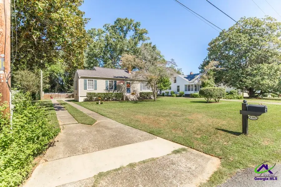 1307 Georgia Avenue, Perry, GA 31036 - #2