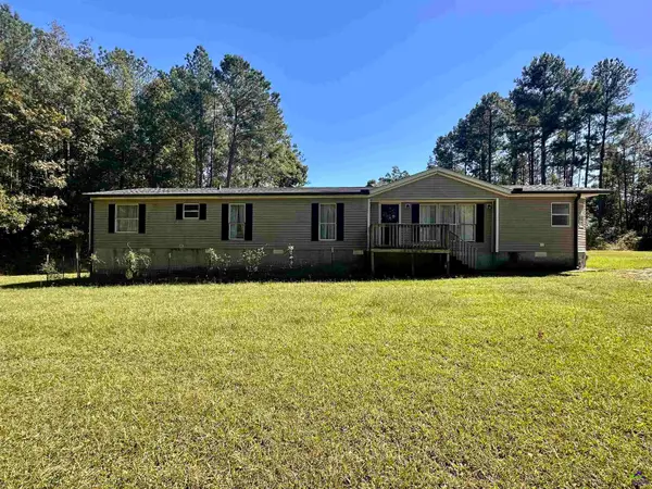 293 Winding Way Drive, Jeffersonville, GA 31044