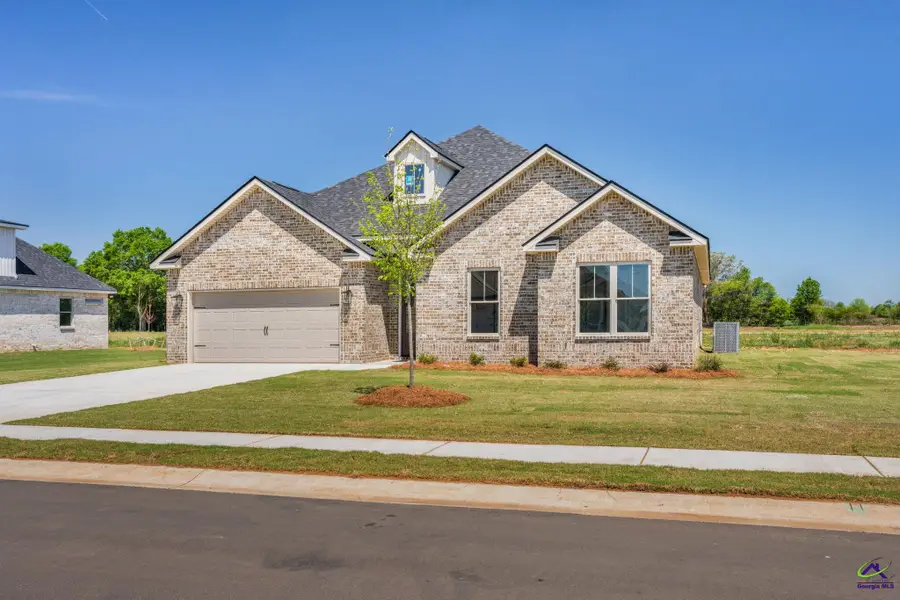 211 Farmland Circle, Perry, GA 31069 - #3