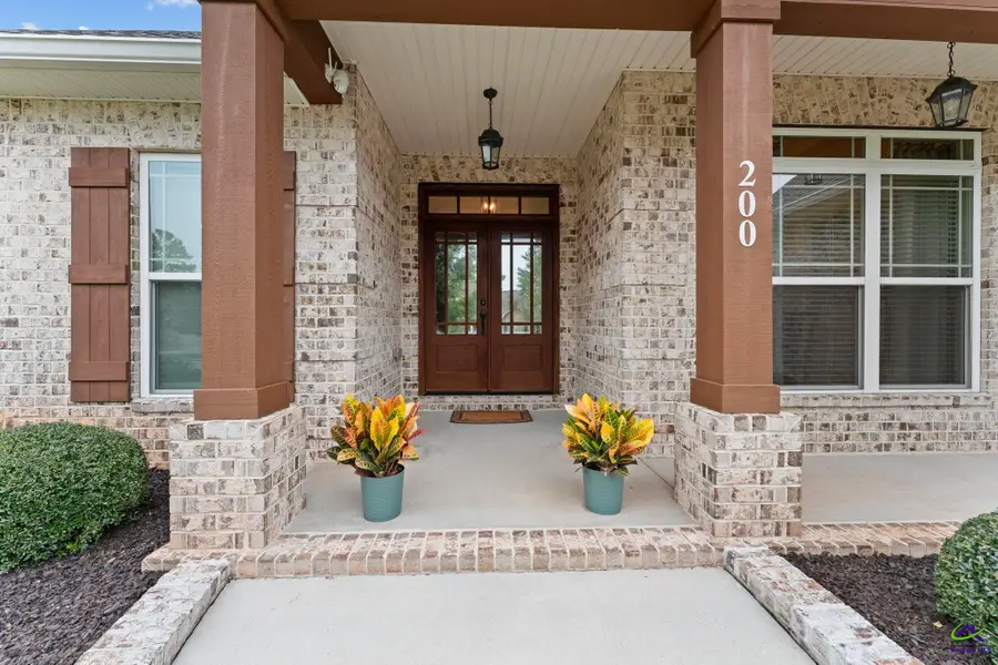 200 Ferruginous Court, Kathleen, GA 31047 - #3