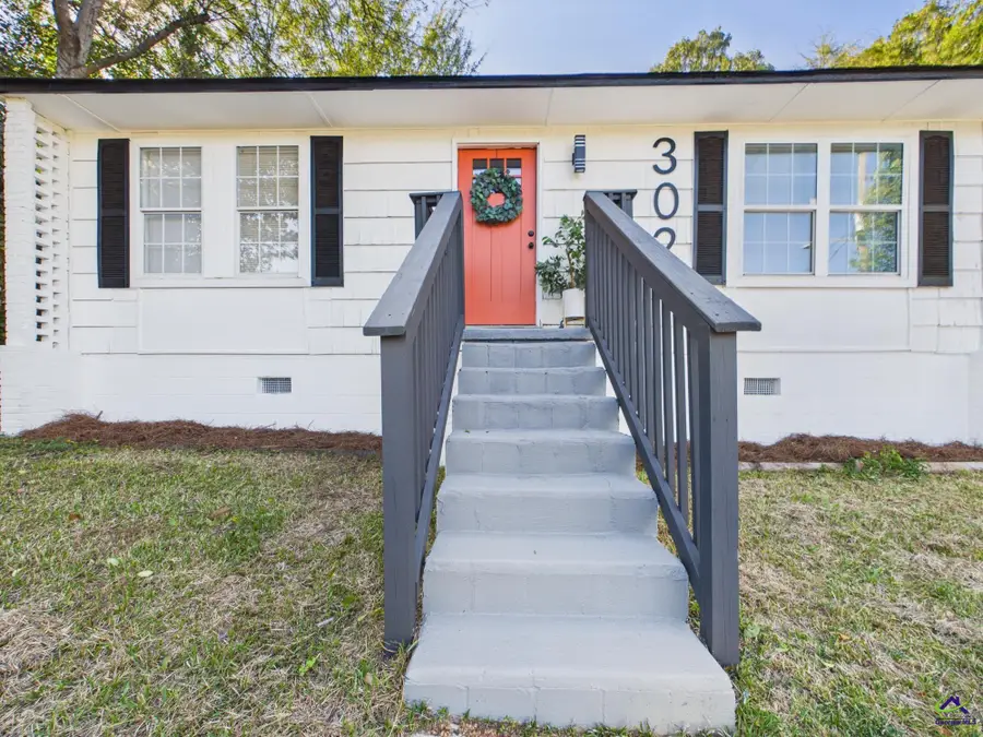 3021 Melbourne Street, Macon, GA 31206 - #3