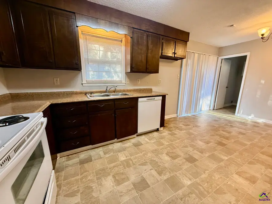 97 Knightsvue Place, Warner Robins, GA 31093 - #3
