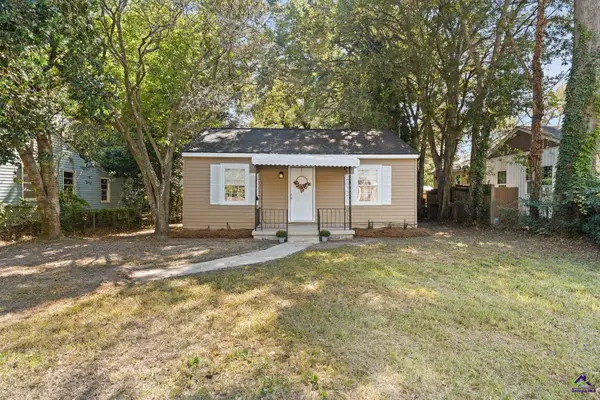 1311 Alma, Warner Robins, GA 31088