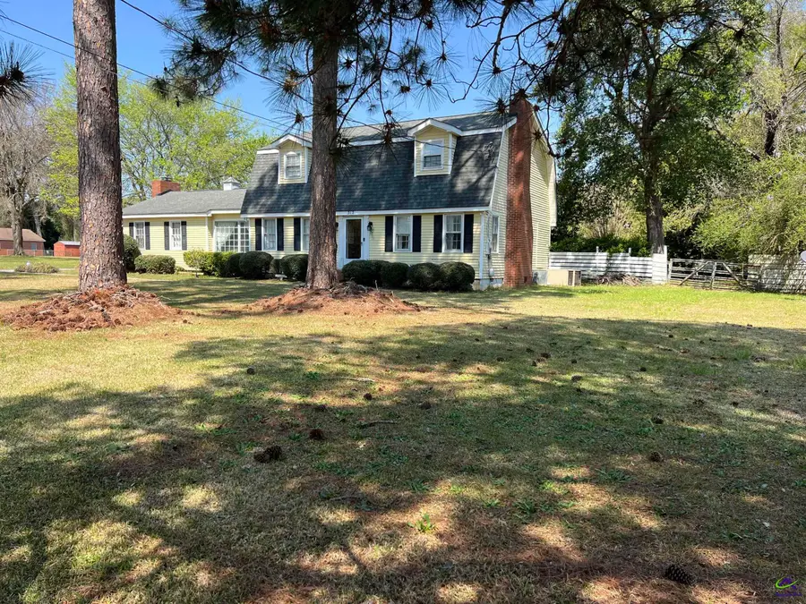 313 E Main Street, Marshallville, GA 31057 - #2