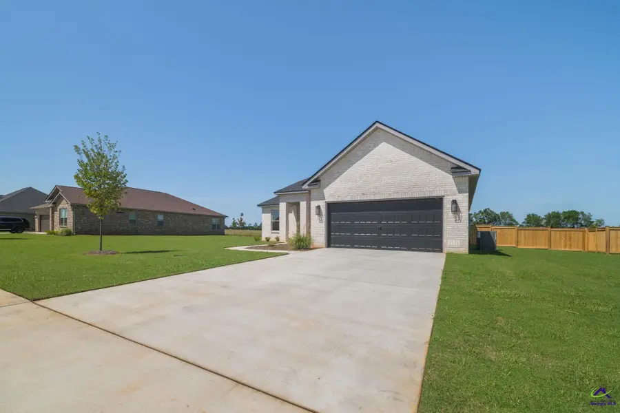 207 Farmland Circle, Perry, GA 31069 - #3