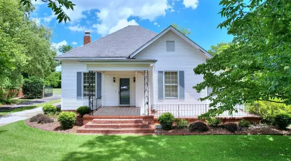 807 E 14th Ave, Cordele, GA 31015