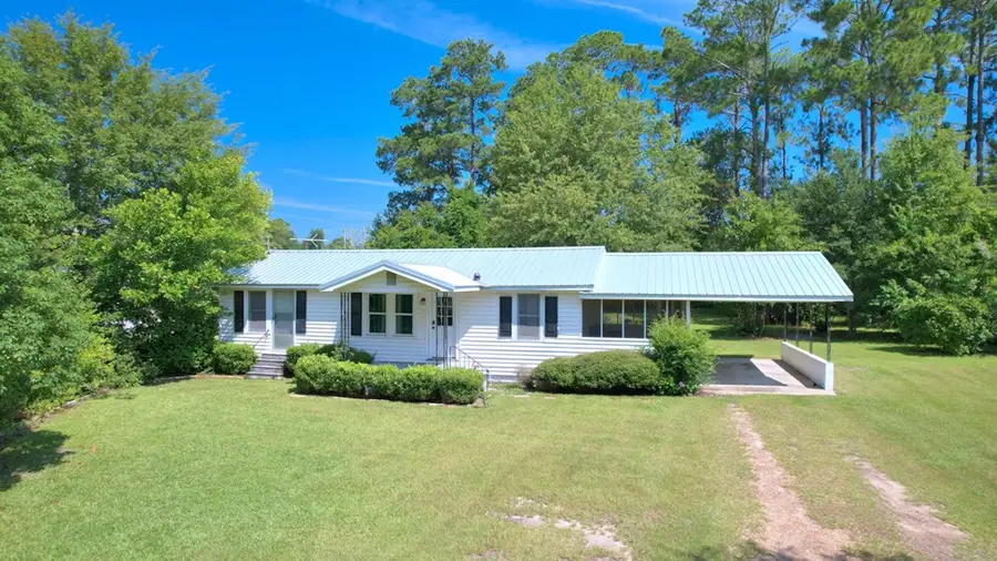 367 E Monroe Avenue, Ashburn, GA 31714 - Image #2