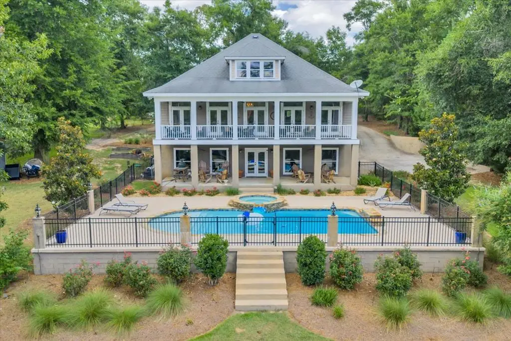 111 N Cedar Creek, Cordele, GA 31015 - Image #1