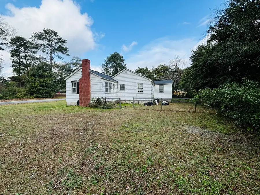 99 Warren St, Hawkinsville, GA 31036 - #2