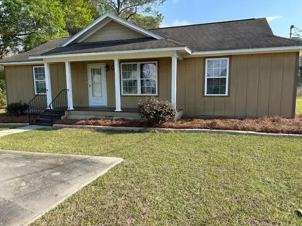 490 4th Ave, Rochelle, GA 31079