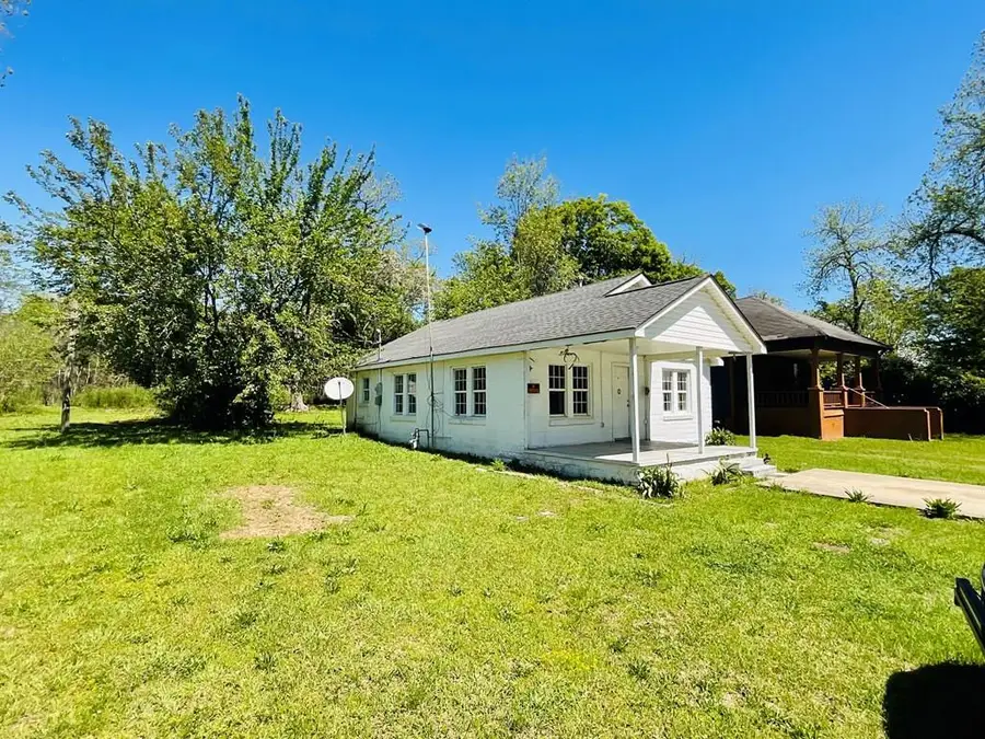 110 West 5th Ave, Cordele, GA 31015 - #2