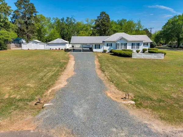 401 Josey Ave, Byromville, GA 31007