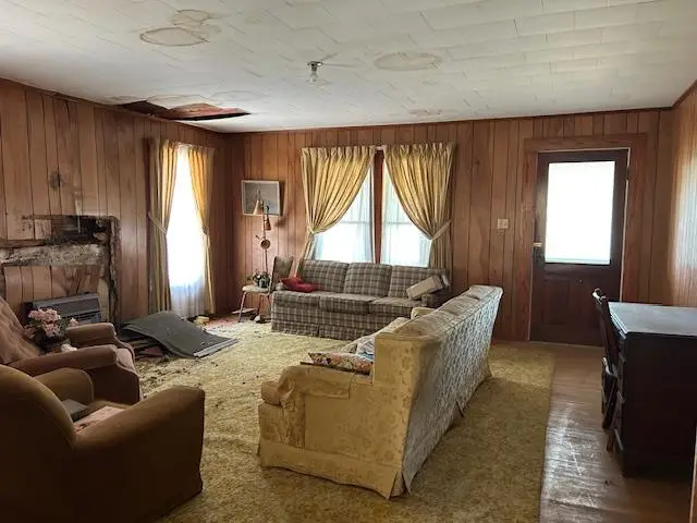 103 7th Street, Pitts, GA 31072 - #2